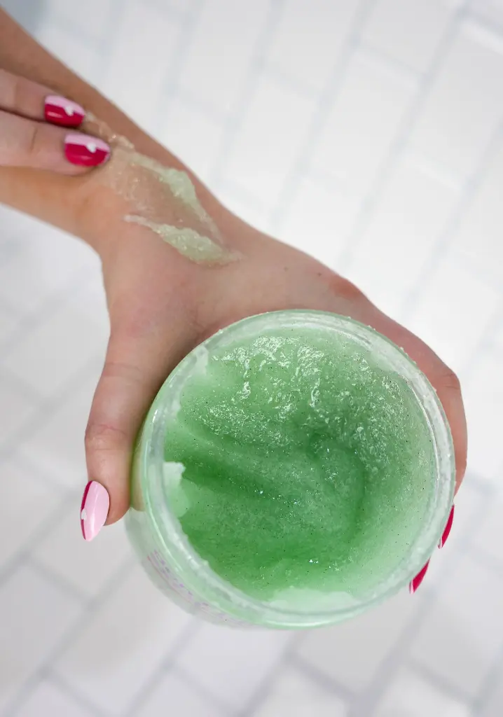 bfresh-DontHateExfoliate_BodyScrub_@marqlabs-2 2.webp